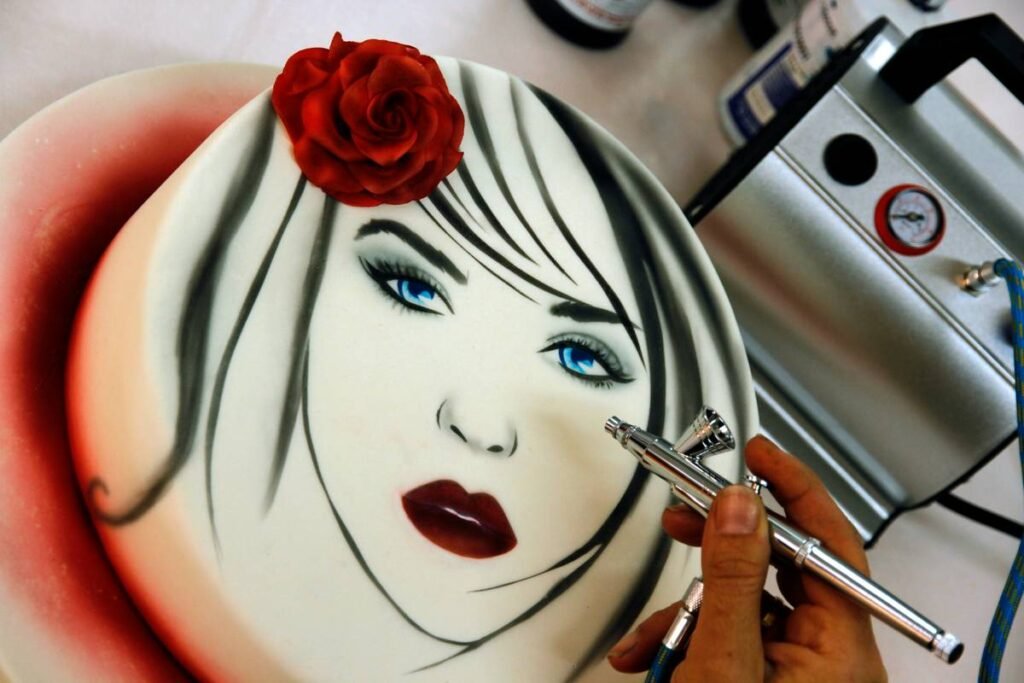 Cake design with airbrush -female face, airbrush and compressor