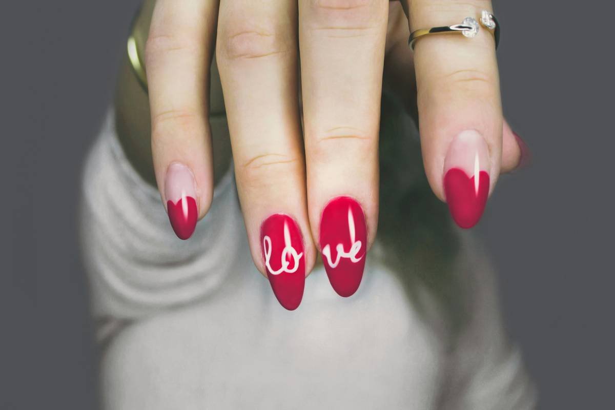 The Ultimate Guide to Nail Maintenance: How to Keep Your Nails Strong, Healthy & Salon-Worthy at Home